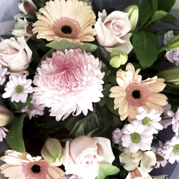 Florist Choice Bouquet white/pastel